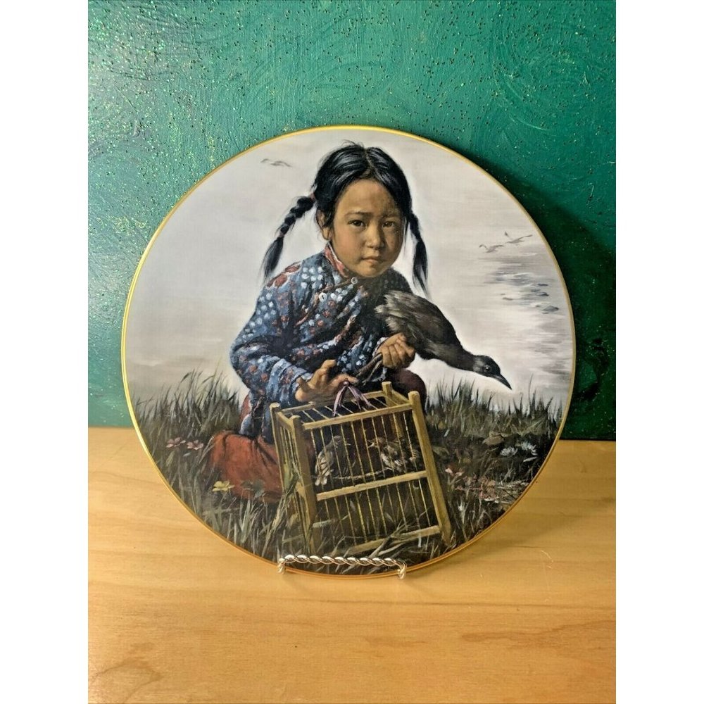 Bradex Plate ~ "Girl with Sea Birds" ~ Children of Aberdeen ~ Kee Fung Ng ~ YaY!